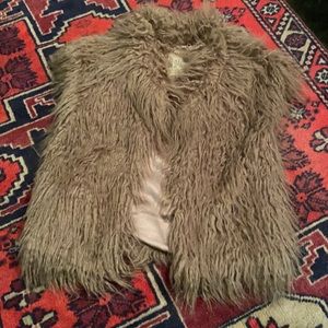 BB Dakota funky fur vest - Size S